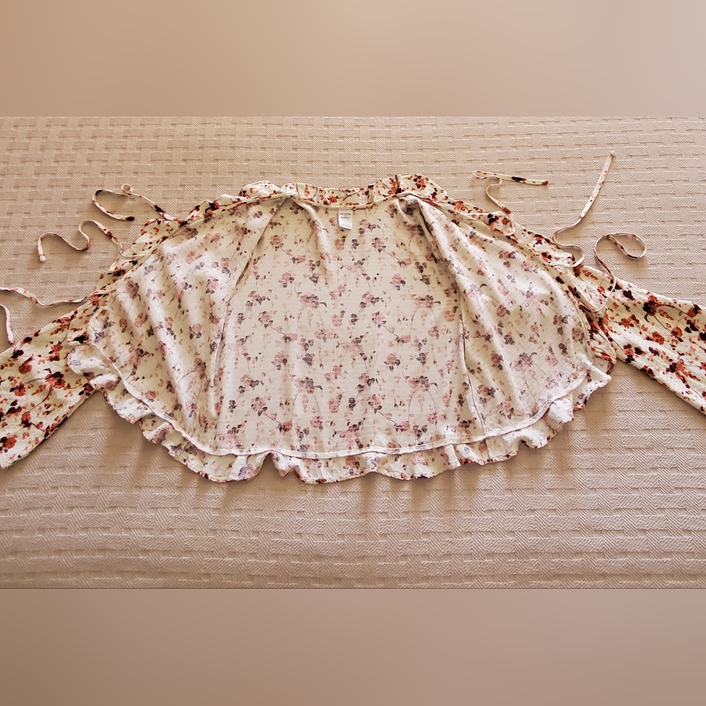 Melrose and Market Tie Front Ruffle Long Sleeve Top - Picture 8 of 9